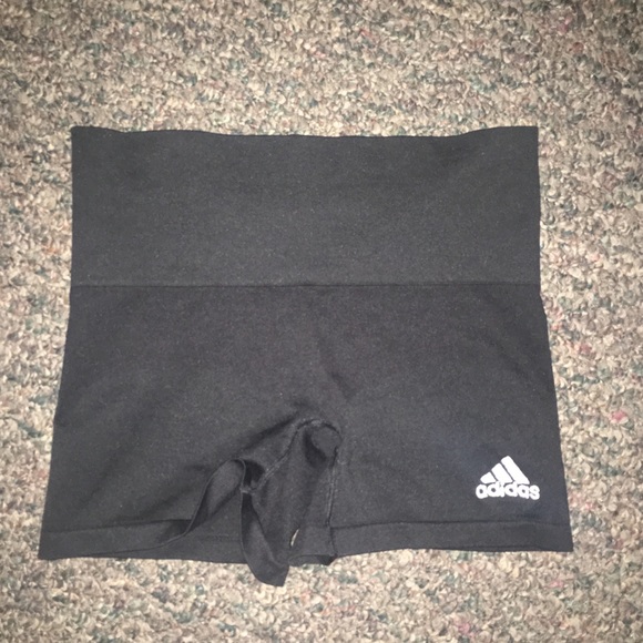 adidas shorts - Picture 4 of 5